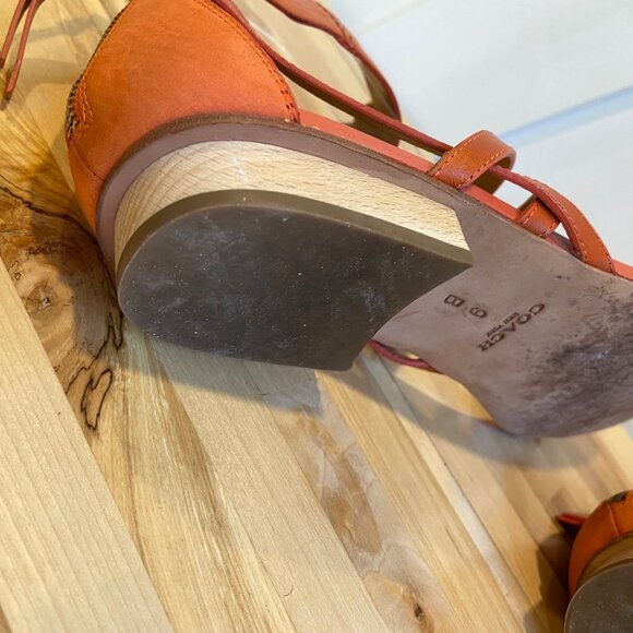 Coach Nillie Gladiator Sandals Size 39 In Burnt Orange Leather With Back Zipper - Picture 12 of 16